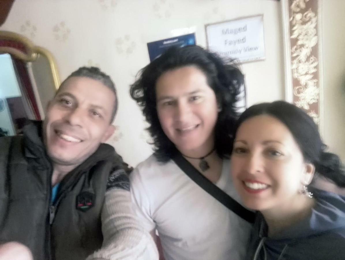 Maged Pyramids View Inn Kafret el-Gabal Exterior foto